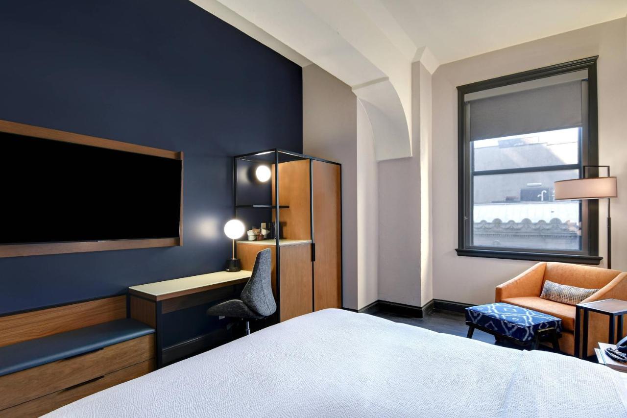 Courtyard By Marriott Cincinnati Downtown Dış mekan fotoğraf