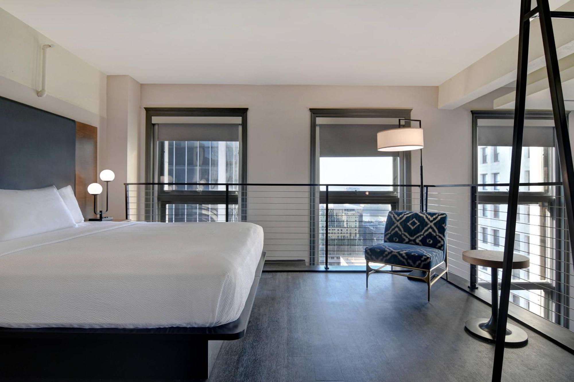 Courtyard By Marriott Cincinnati Downtown Dış mekan fotoğraf